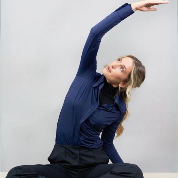 Luxeire The Classic Button Up Blouse Top shirt  Navy XL - Picture 2 of 12